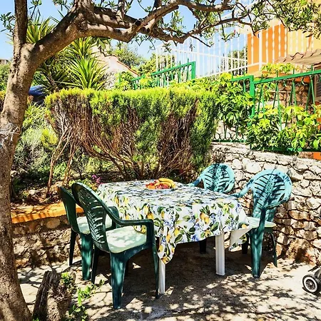 Mise דירה